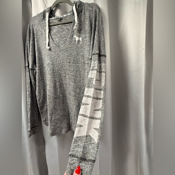 Victorias Secret PINK Pullover Gray V Neck Hoodie Womens Small - Picture 2 of 4